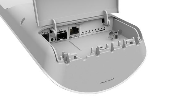 Router al aire libre inalámbrico del mANTBox 19s AP RB921GS-5HPacD-19S POE AP del router de MikroTik AP con cobertura larga